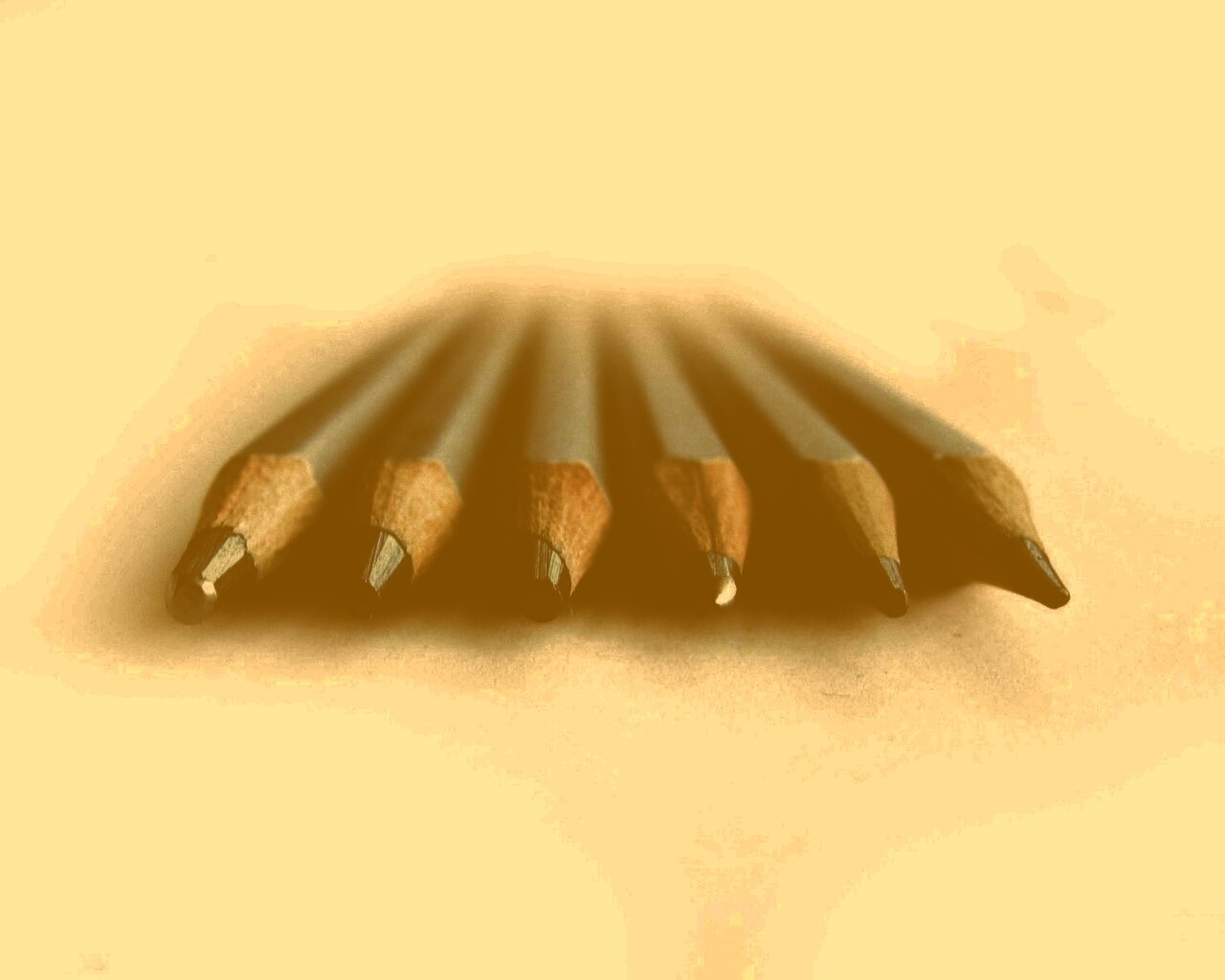 Карандаши обои