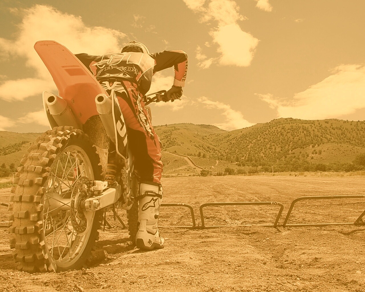 Спортивный мотоцикл обои