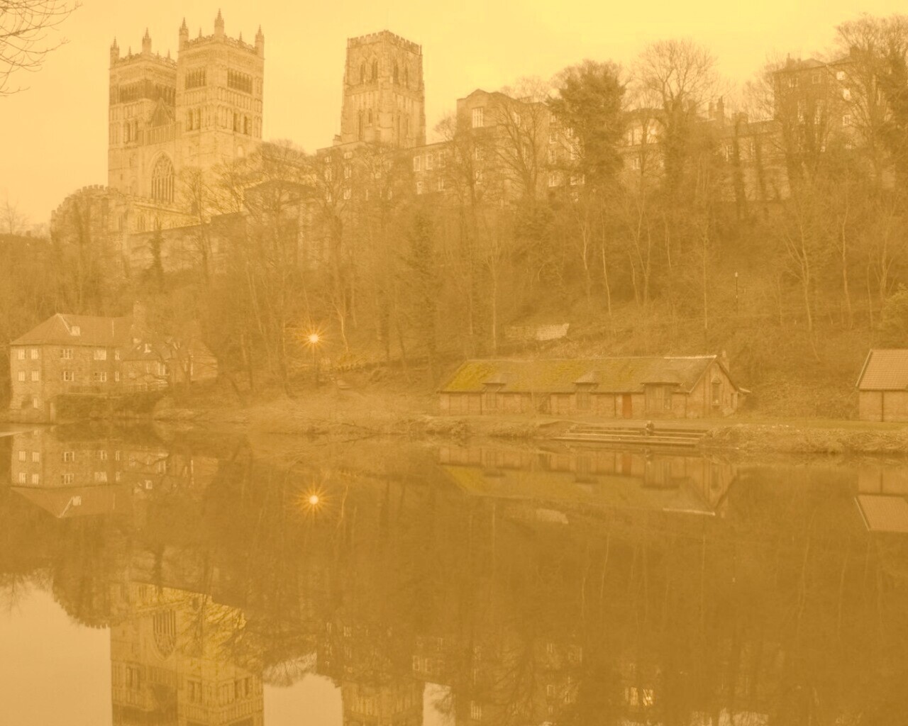 Даремский замок весной обои