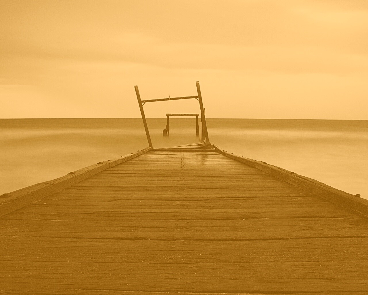 Мостки до горизонта обои