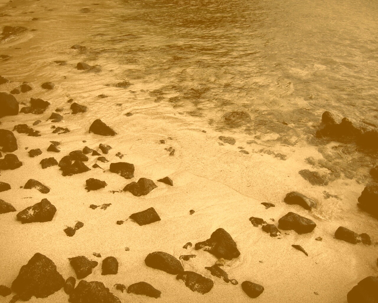 Каменистый берег обои