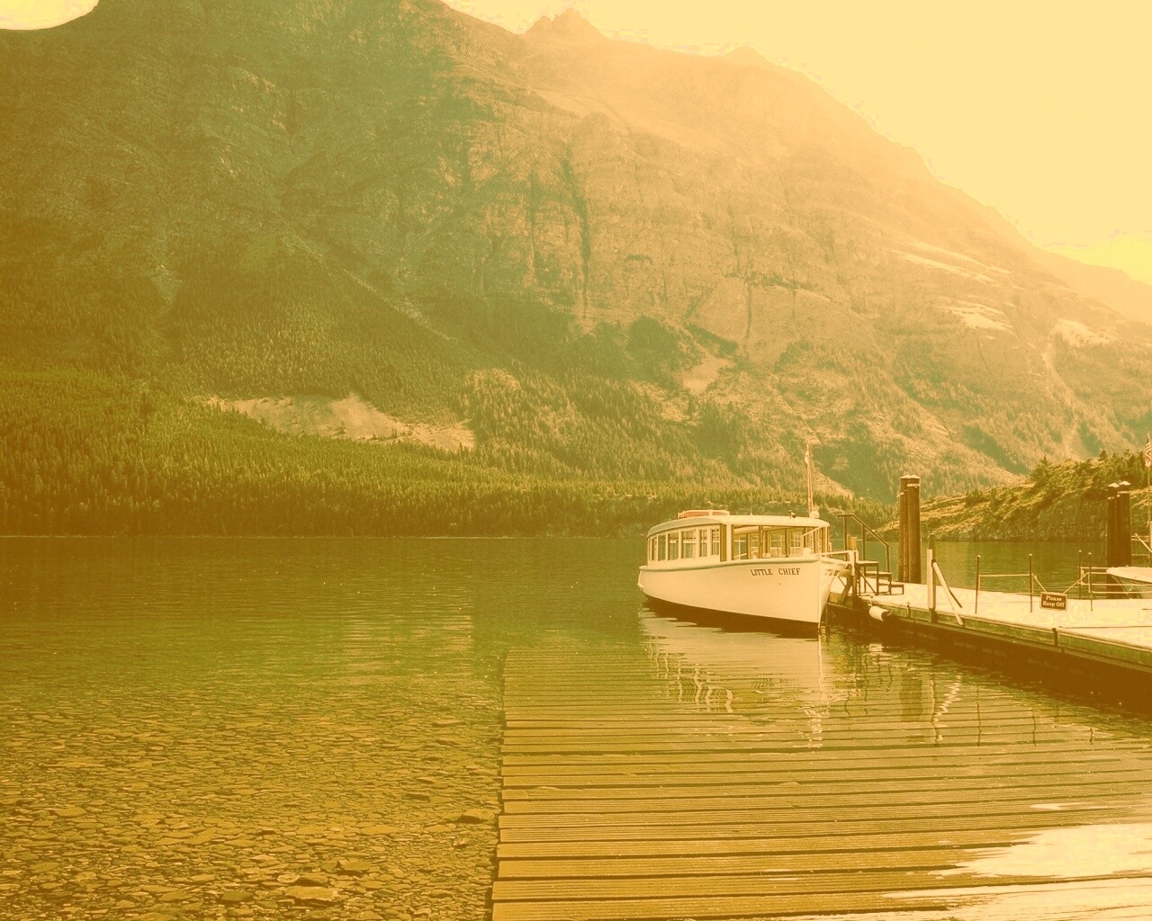 Пароходик обои