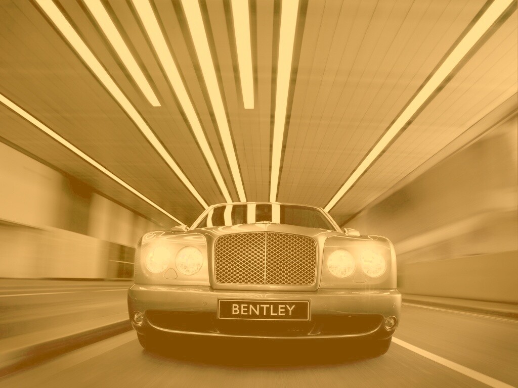 Бентли в тоннеле обои