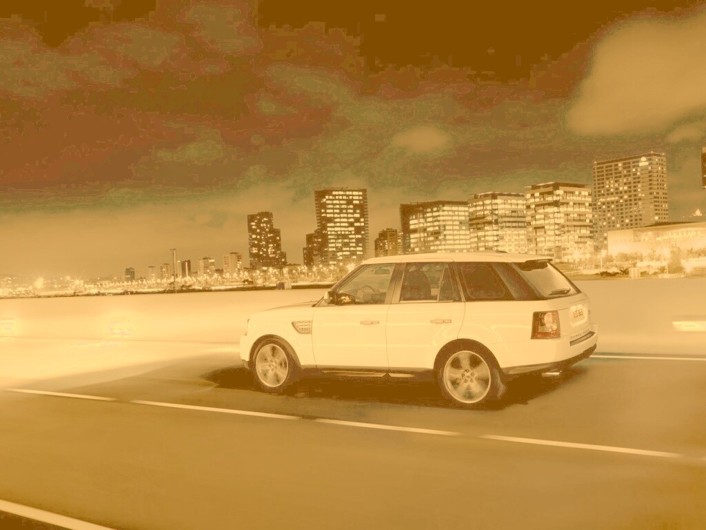 Белый Лэнд Ровер обои