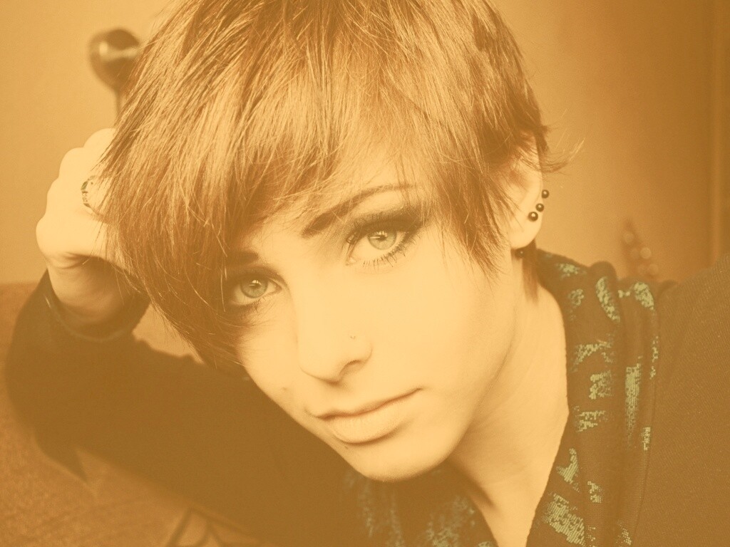 Выразительный взгляд голубых глаз обои