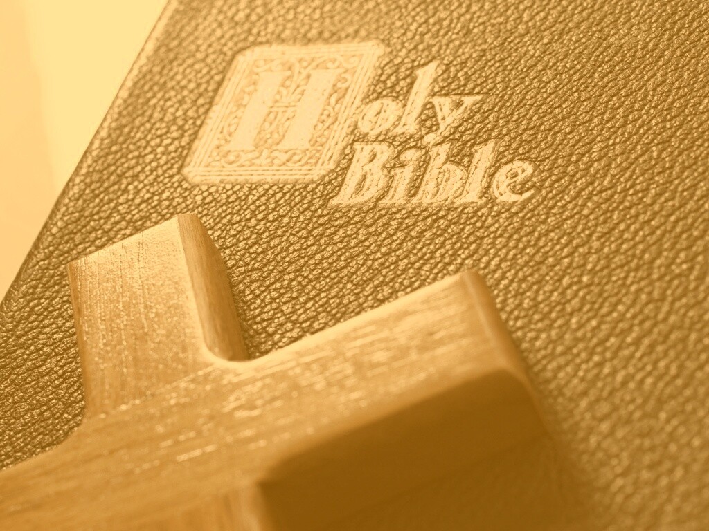 Святая книга обои