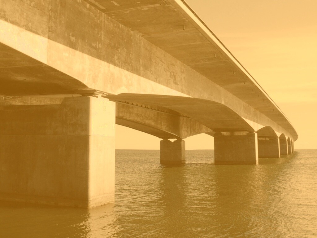 Опоры моста обои