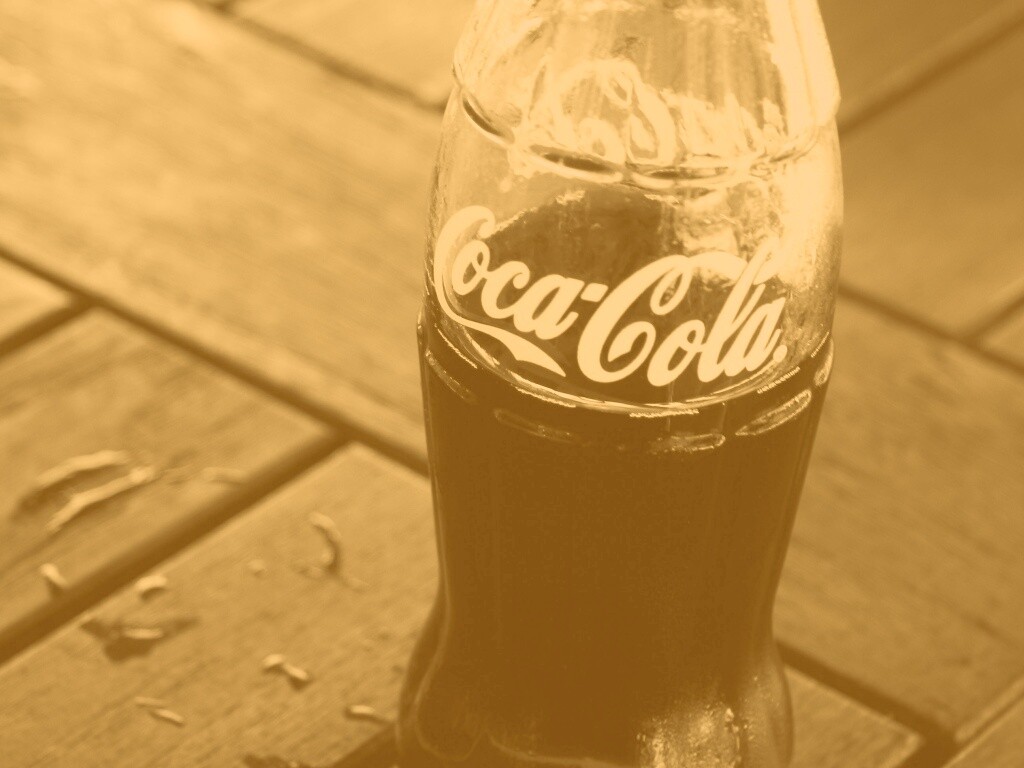 Бутылка Coca-Cola обои