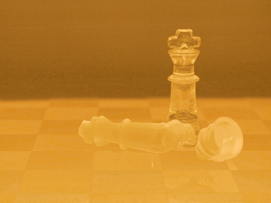 Две шахматных фигуры обои