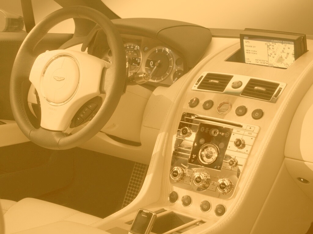 Салон Астон Мартина обои