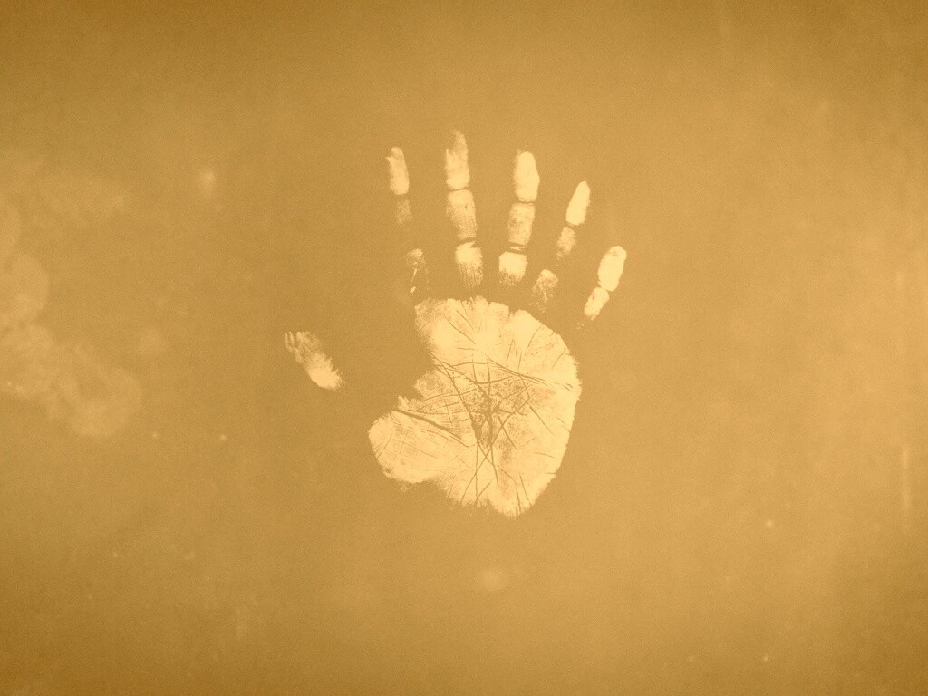 Необычный отпечаток руки обои