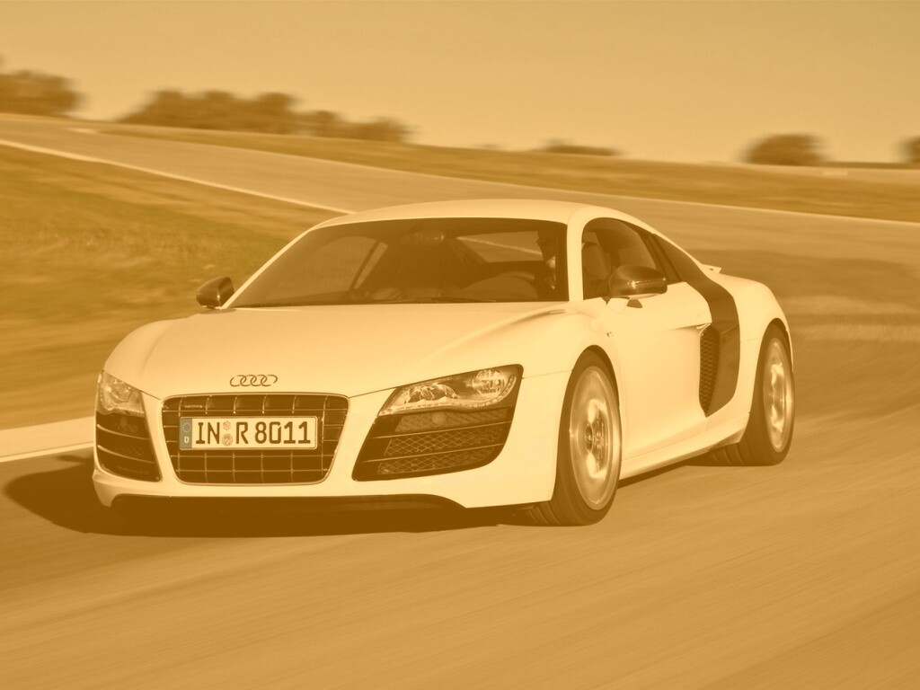 Белый Audi на повороте обои