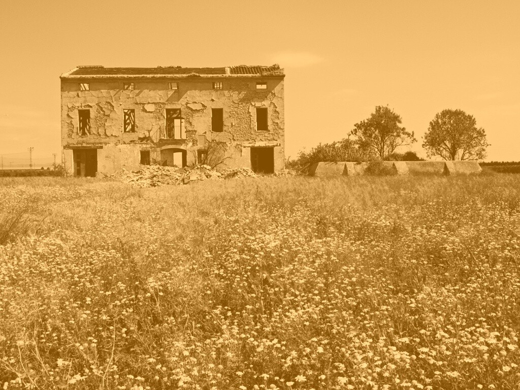 Руины жилого дома обои