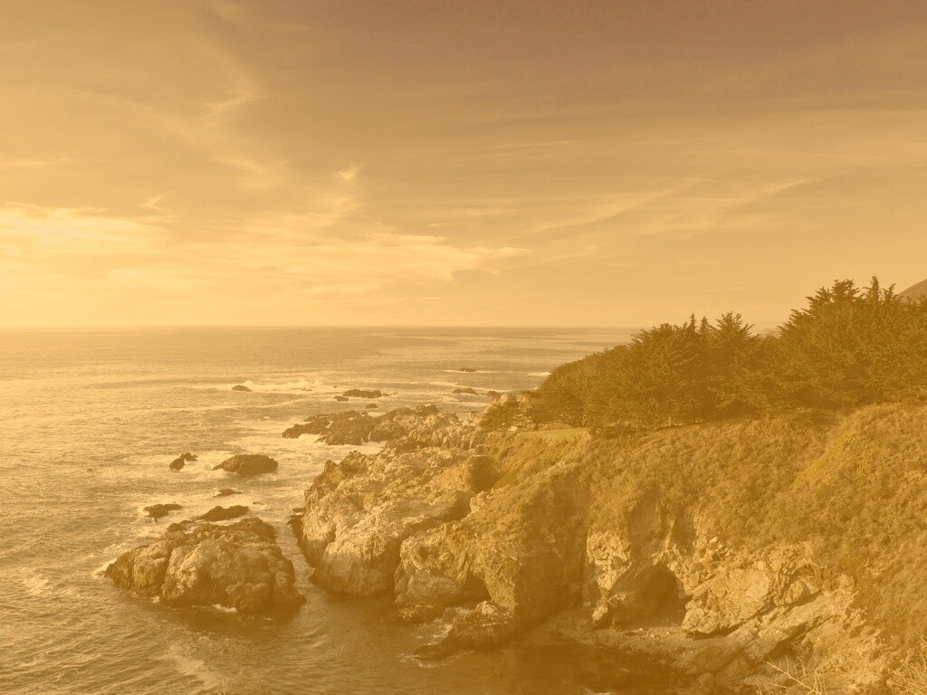 Скалистый берег обои