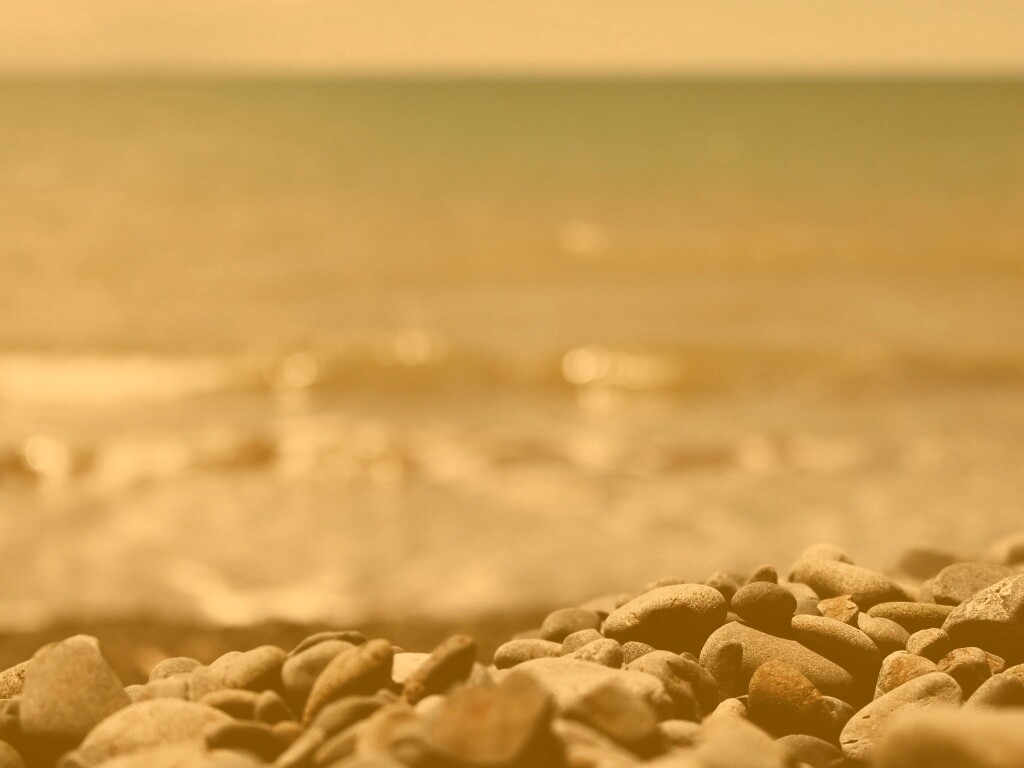 Пляж из гальки обои