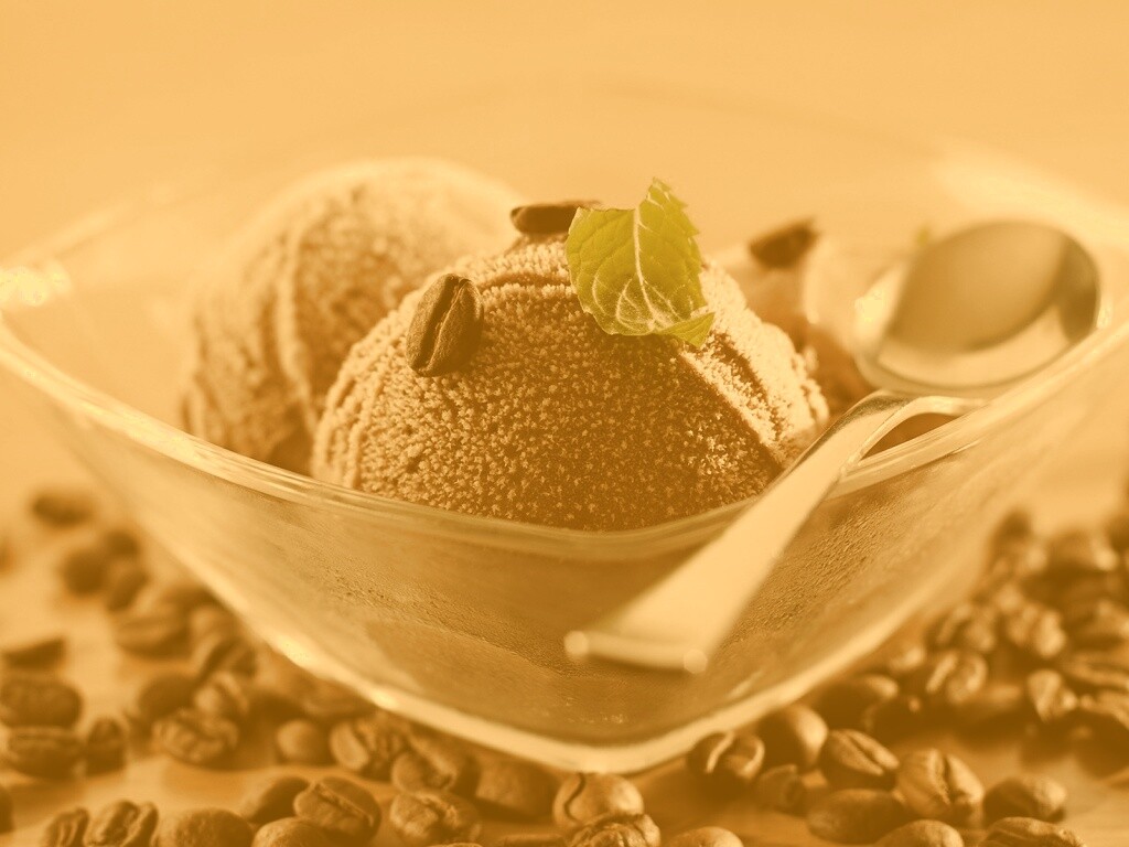 Кофейное мороженое с листиком мяты обои