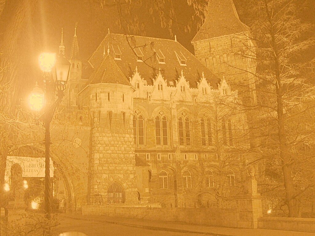 Замок ночью обои