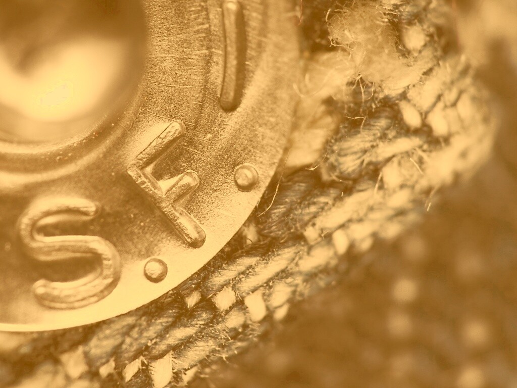 Заклепка на джинсах в макро обои