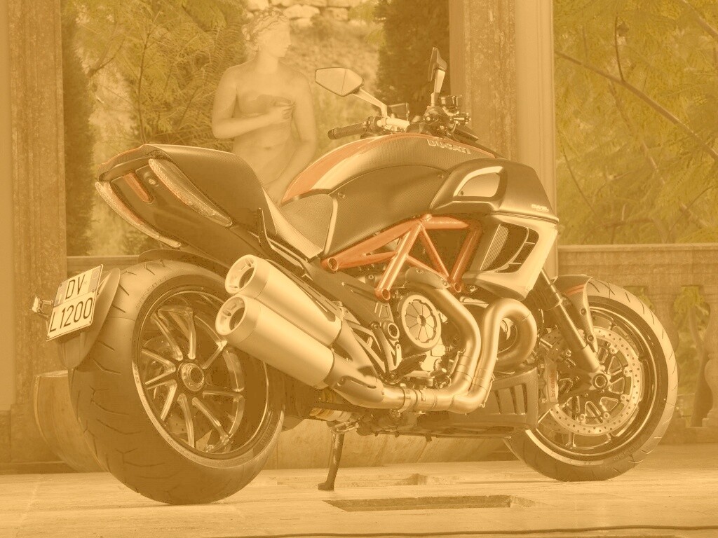 Дукати обои