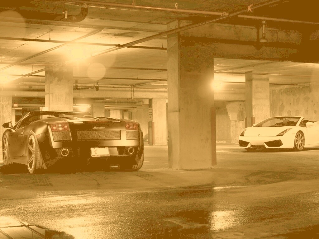 Ламборджини на подземной парковке обои