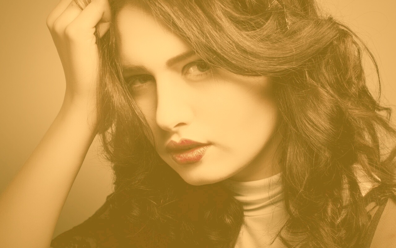 Модель с отличным макияжем обои