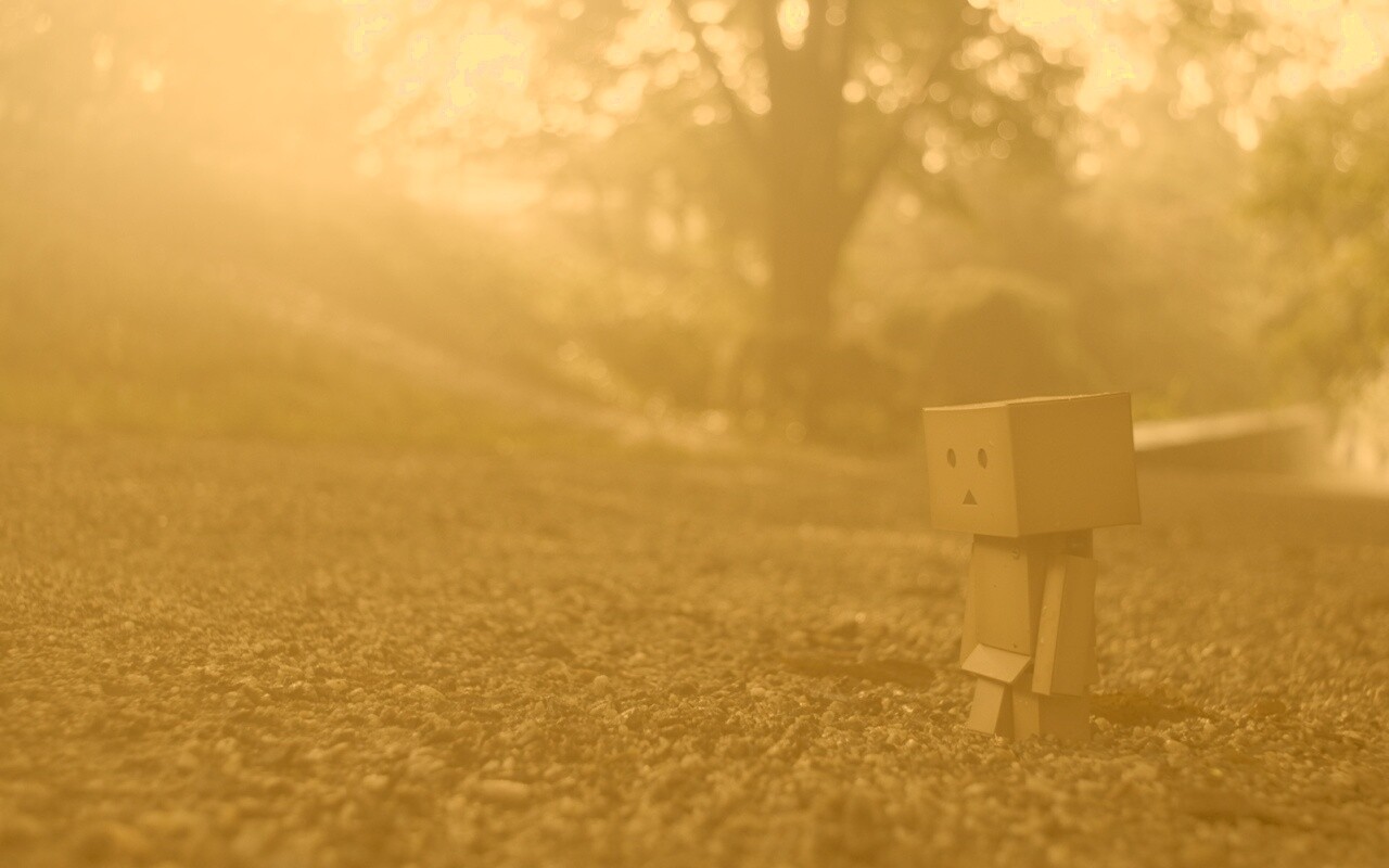 Картонный человечек обои