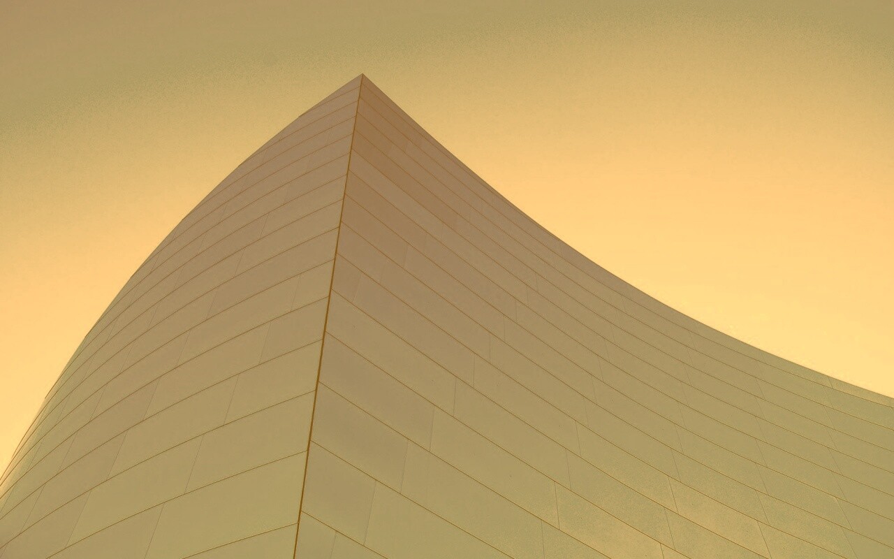 Угол небоскреба обои