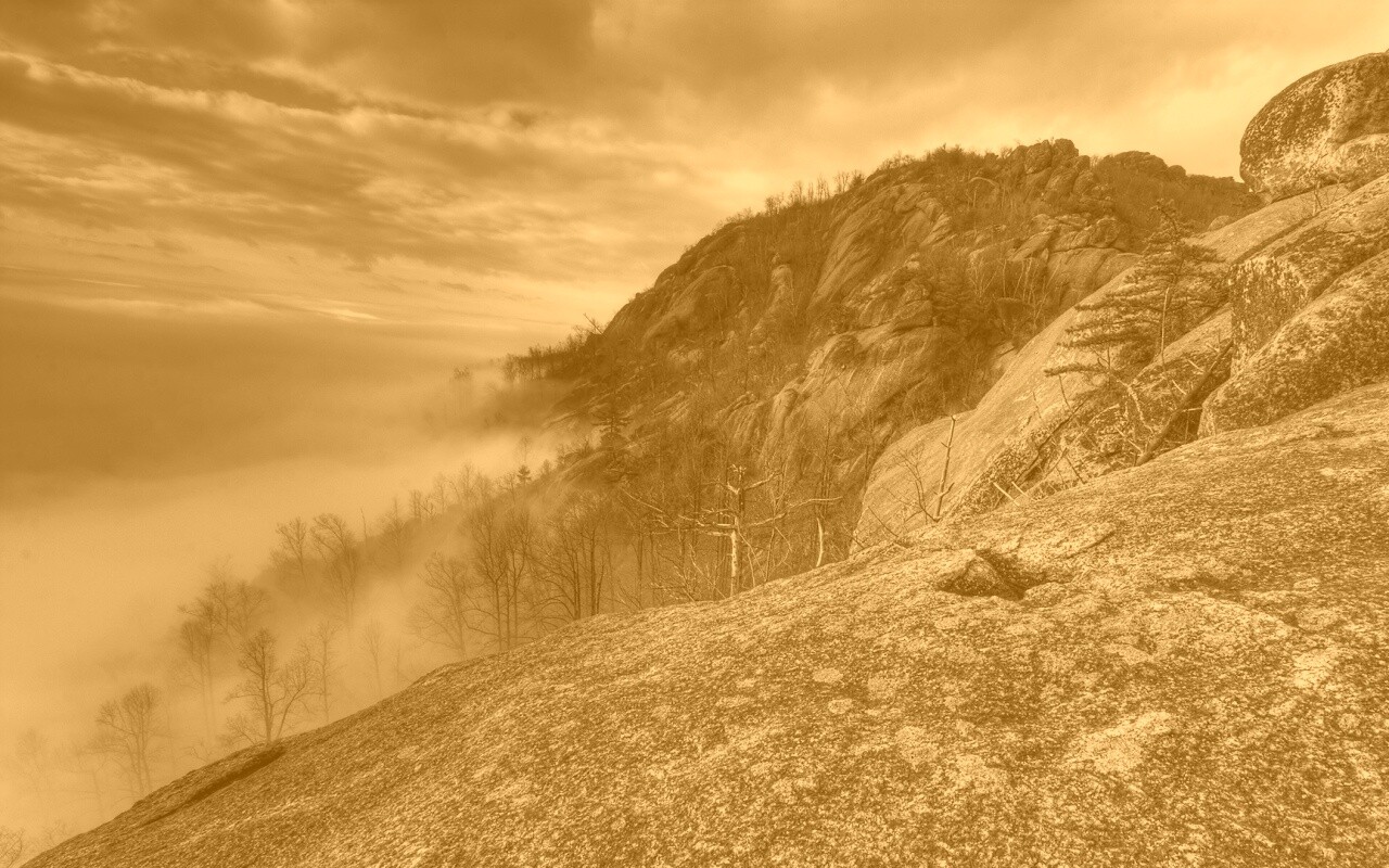 Туманные горы обои