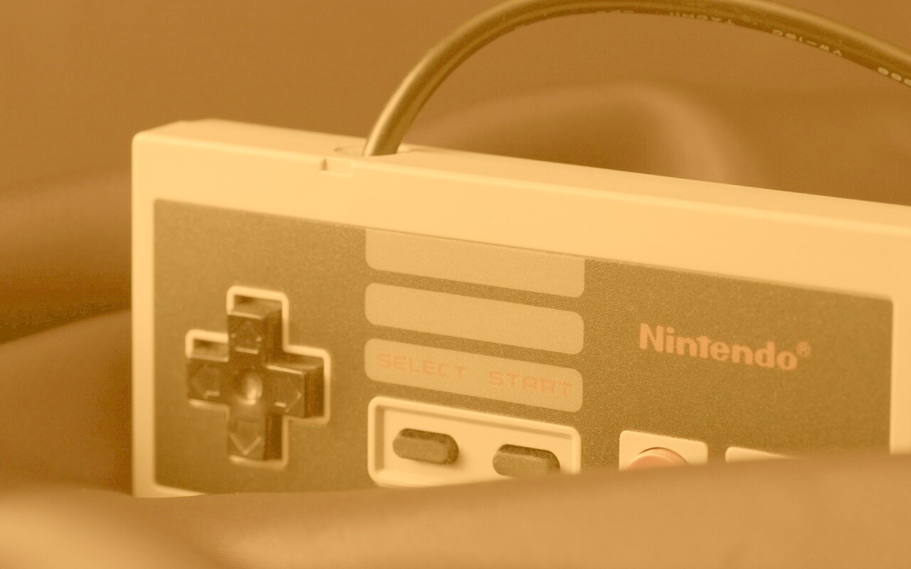 Джойстик от приставки Nintendo обои
