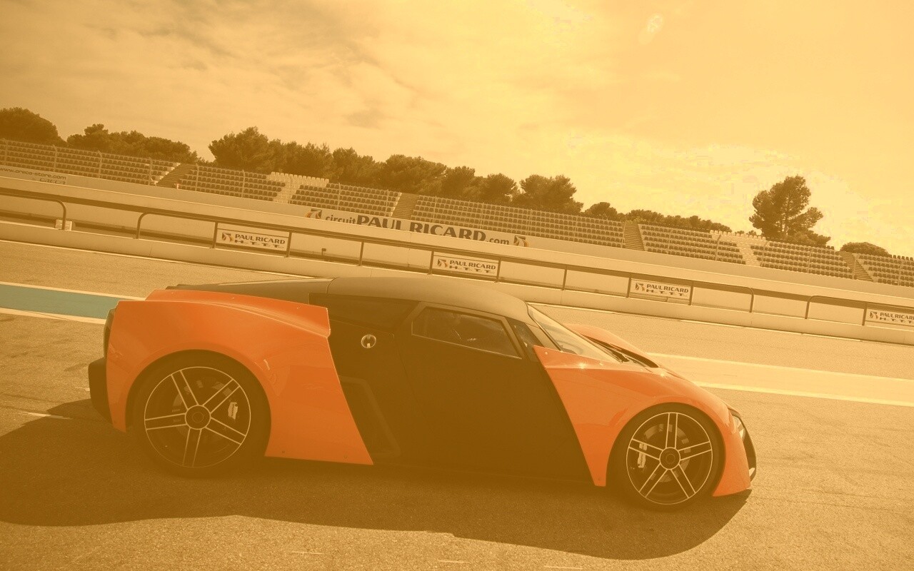 Marussia на треке обои