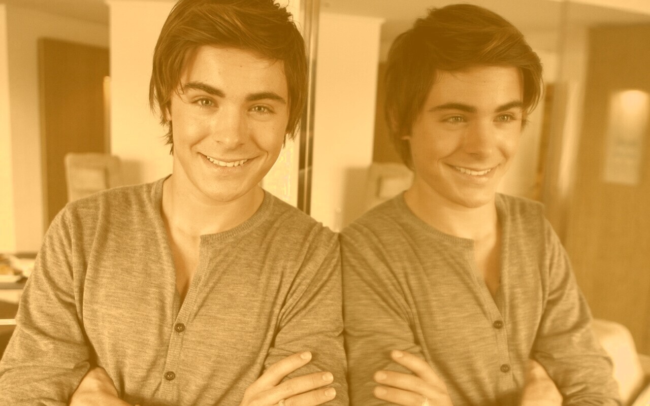 Зак Эфрон обои