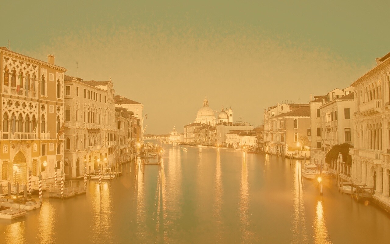 Канал в Венеции обои