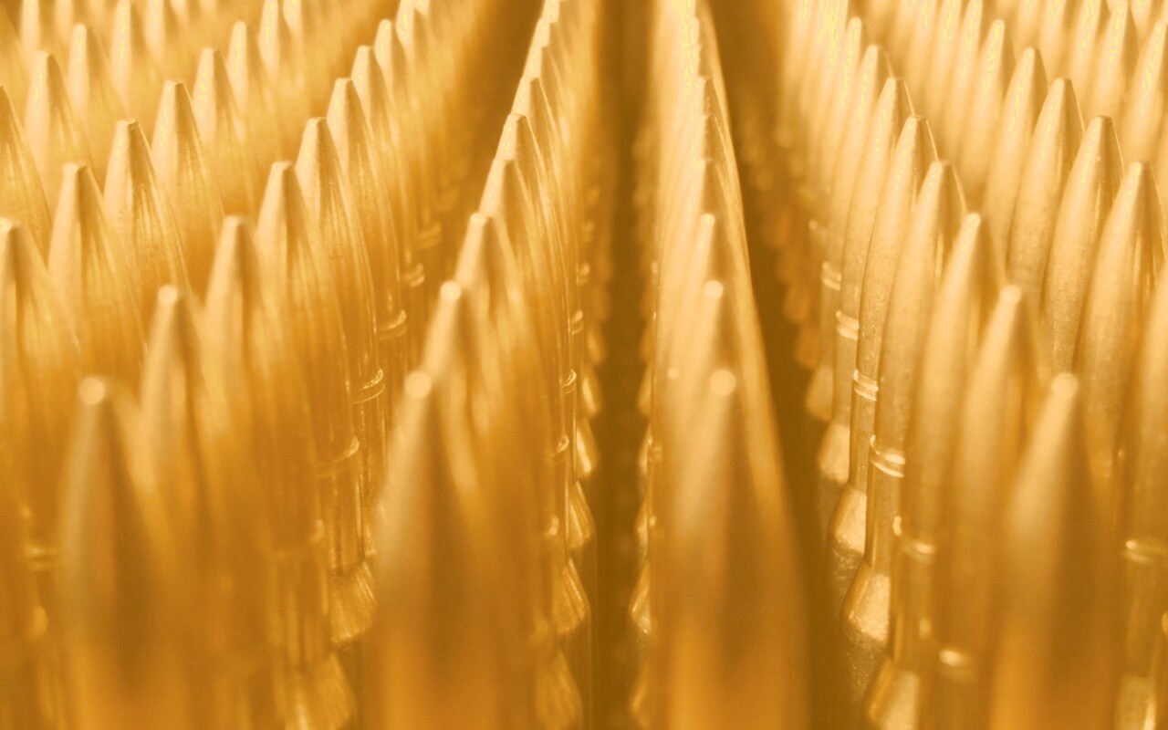 Стройные ряды патронов обои