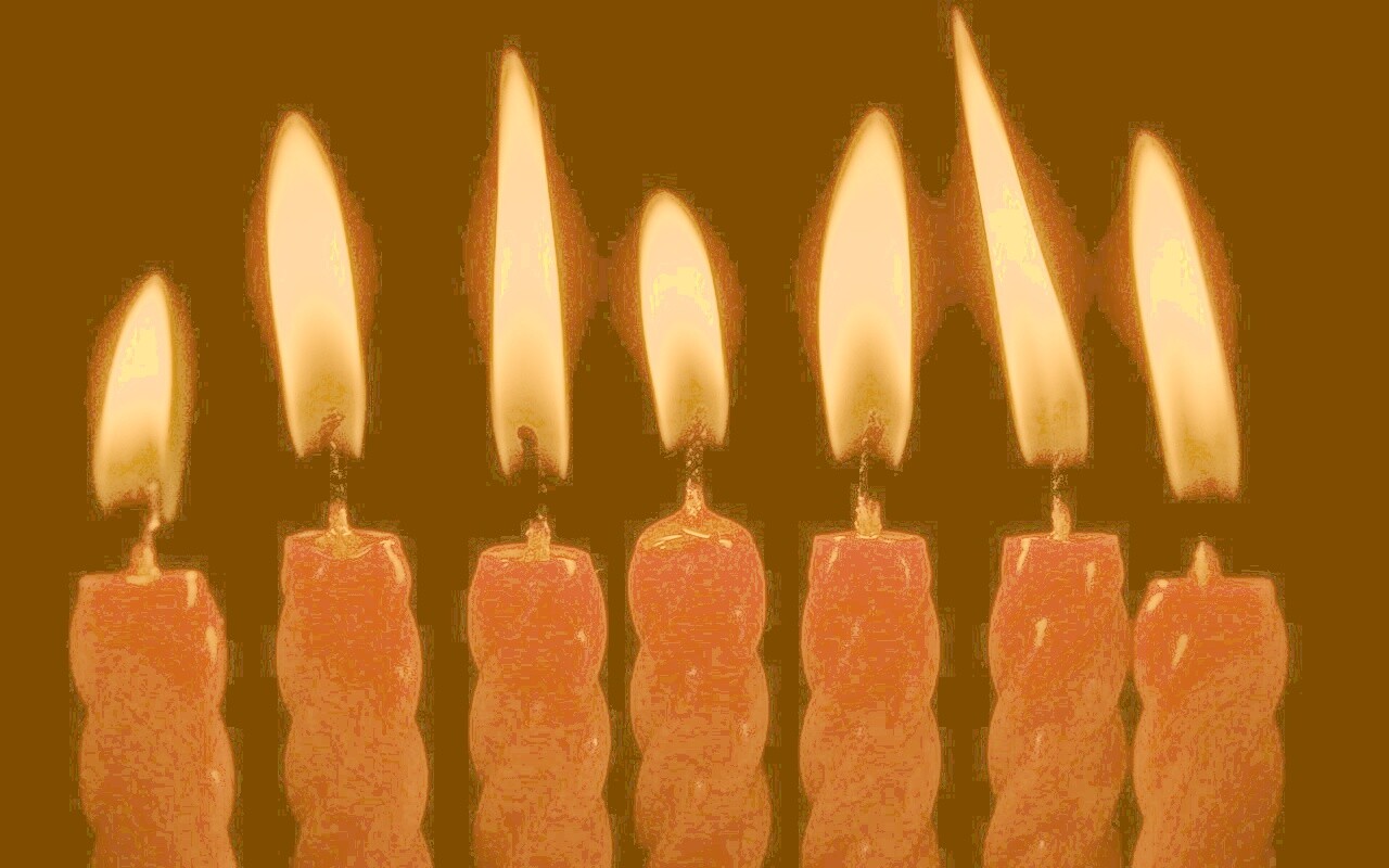 Красные свечи обои