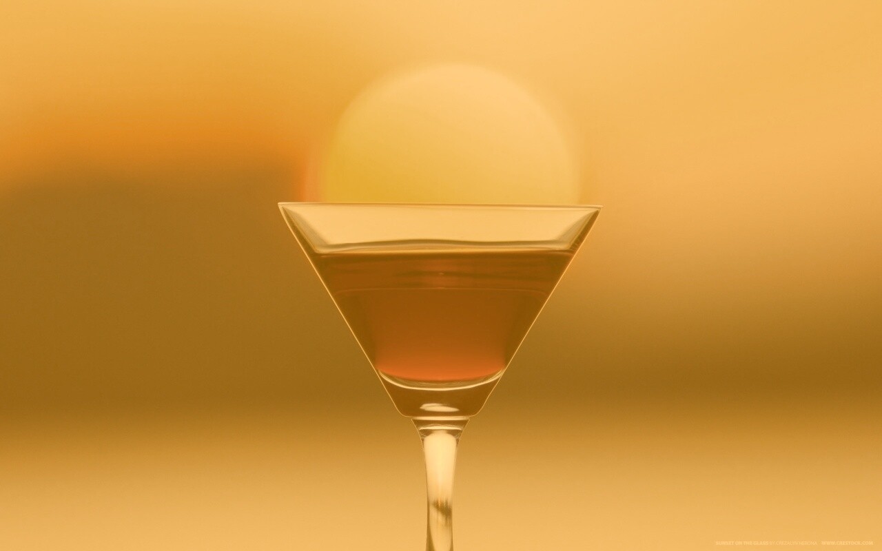 Солнце в бокале обои
