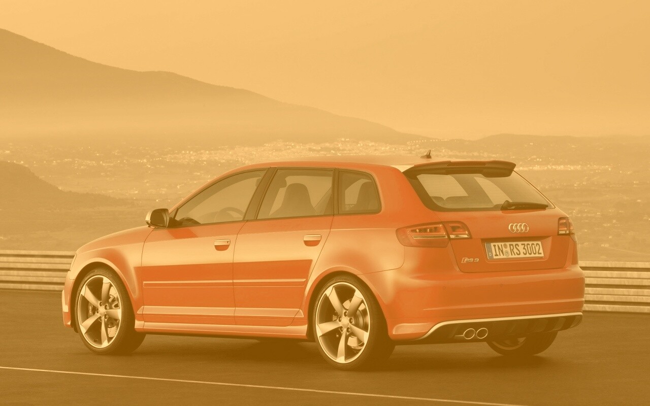 Ауди RS3 вид сзади обои