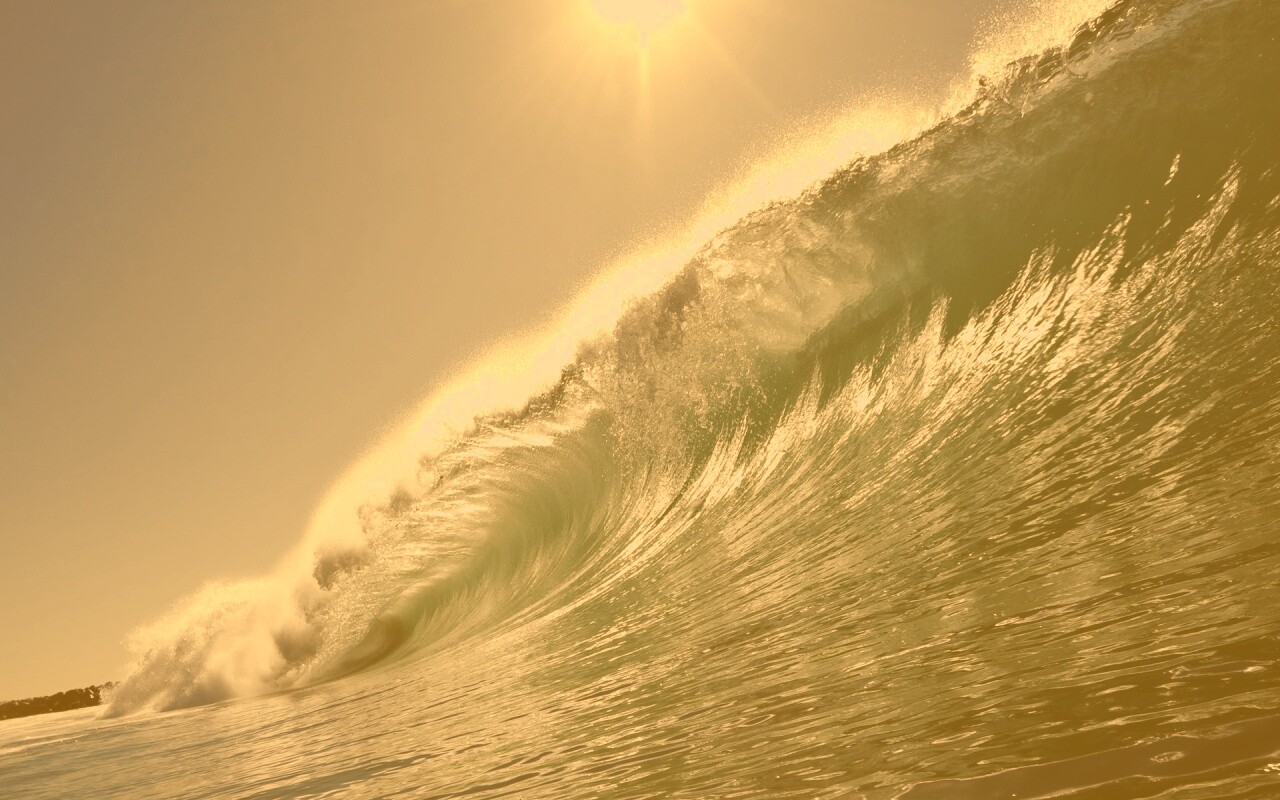 Волна — мечта серфера обои