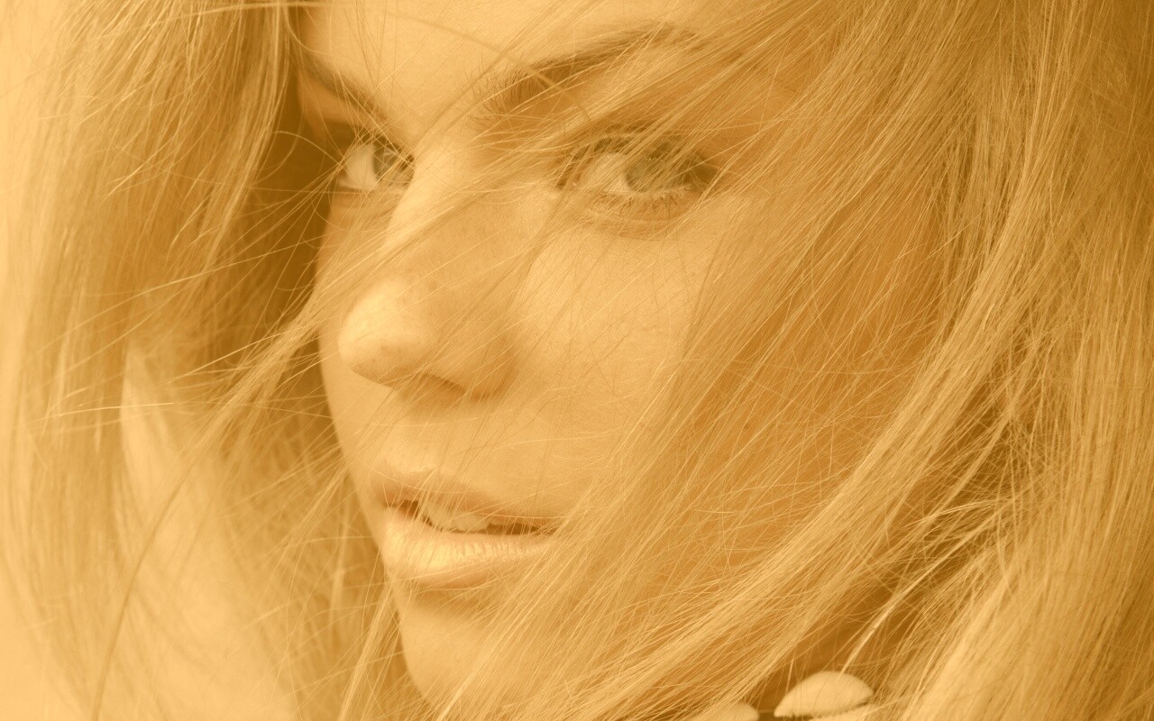 Завораживающий взгляд обои