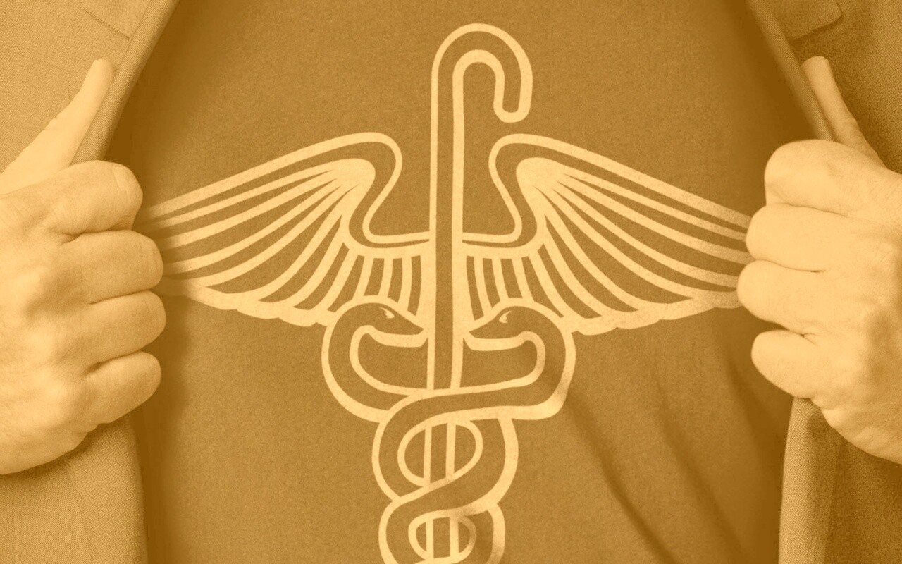 Футболка со змеями и тростью обои