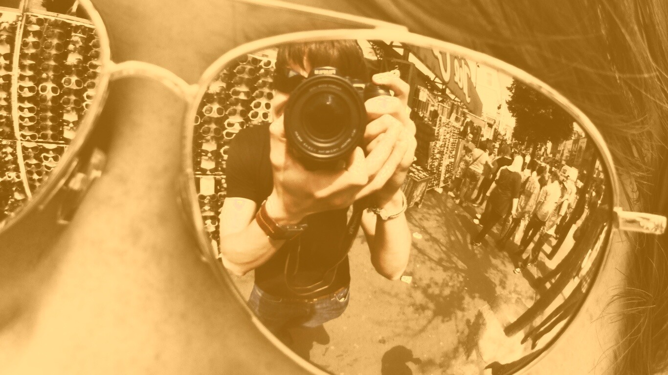 В очках обои