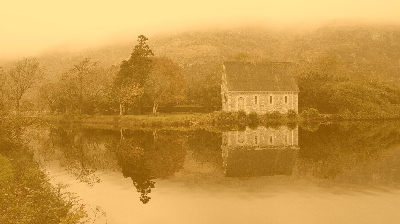 Живописный дом обои