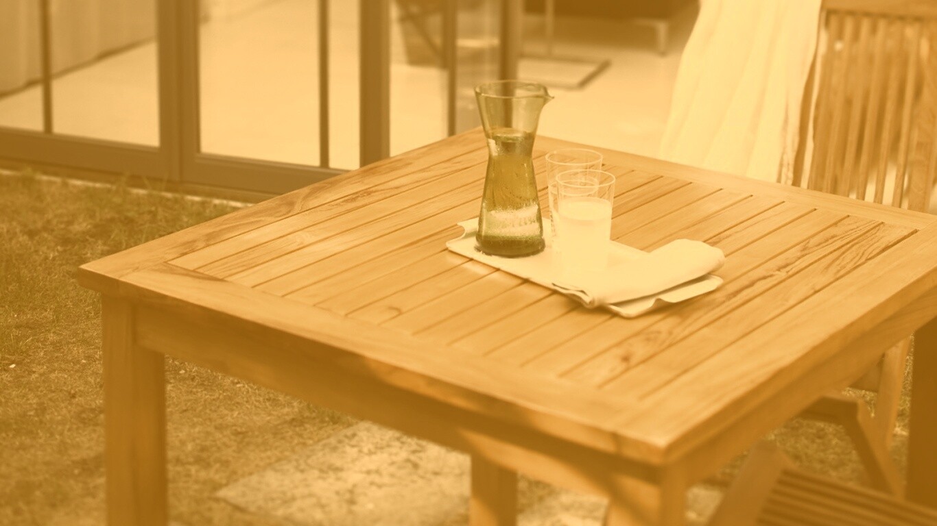 Фужер с водой обои