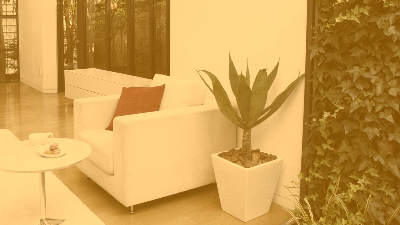 Белое кресло обои