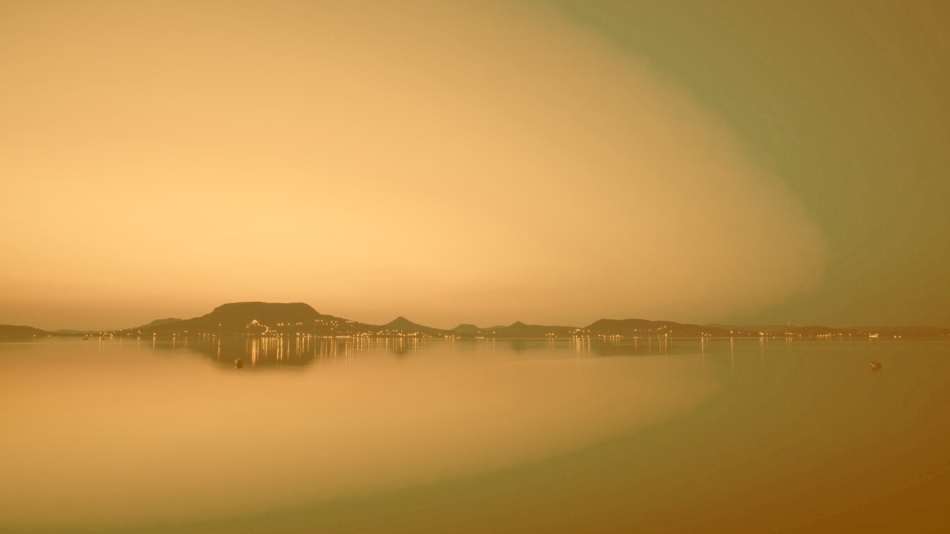 Город на том берегу обои