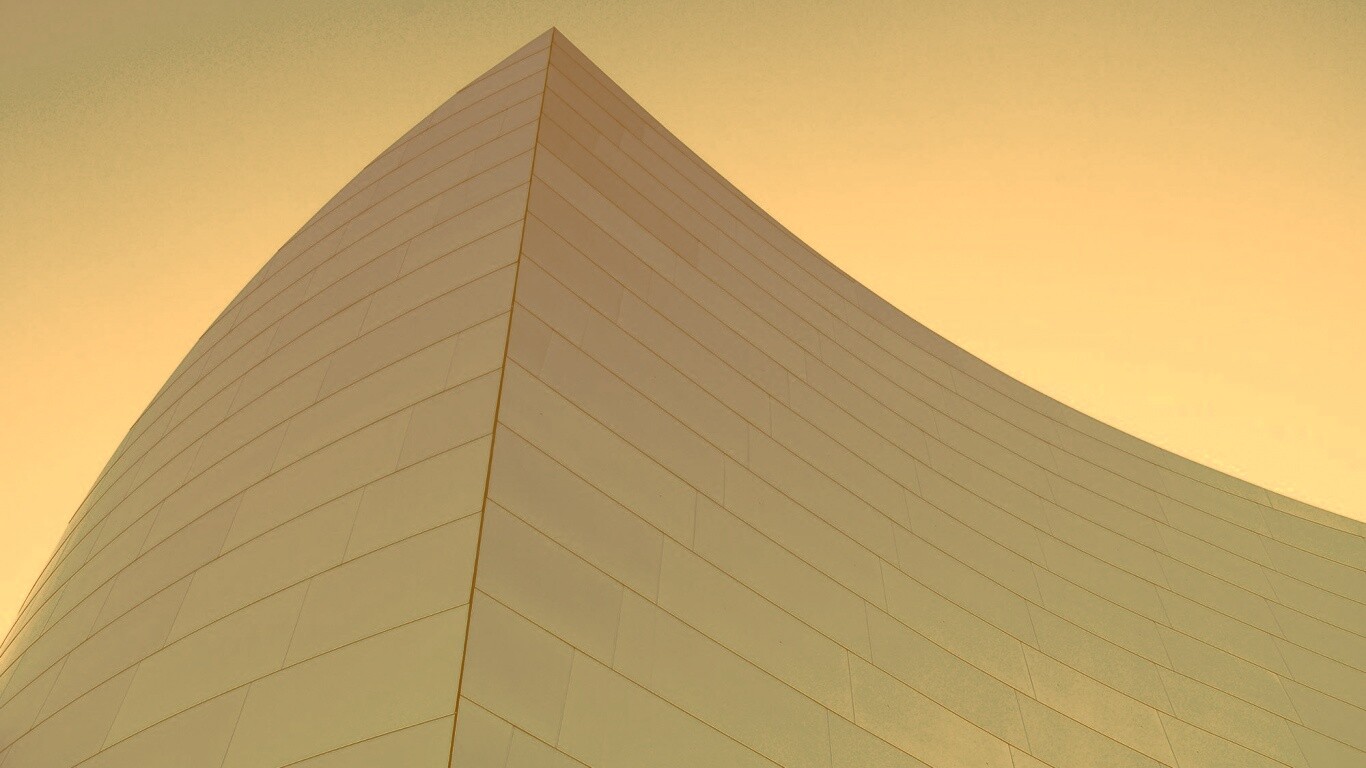 Угол небоскреба обои