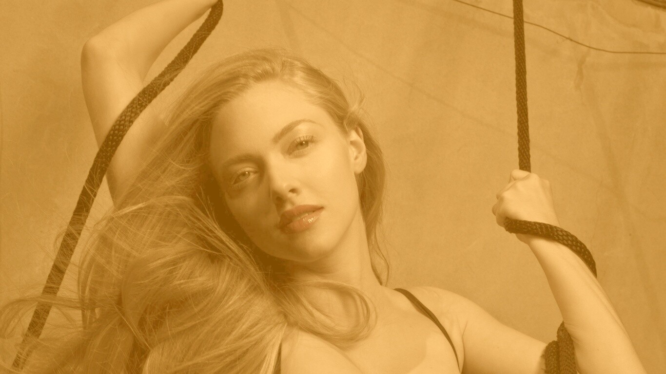 Аманда Сейфрид обои