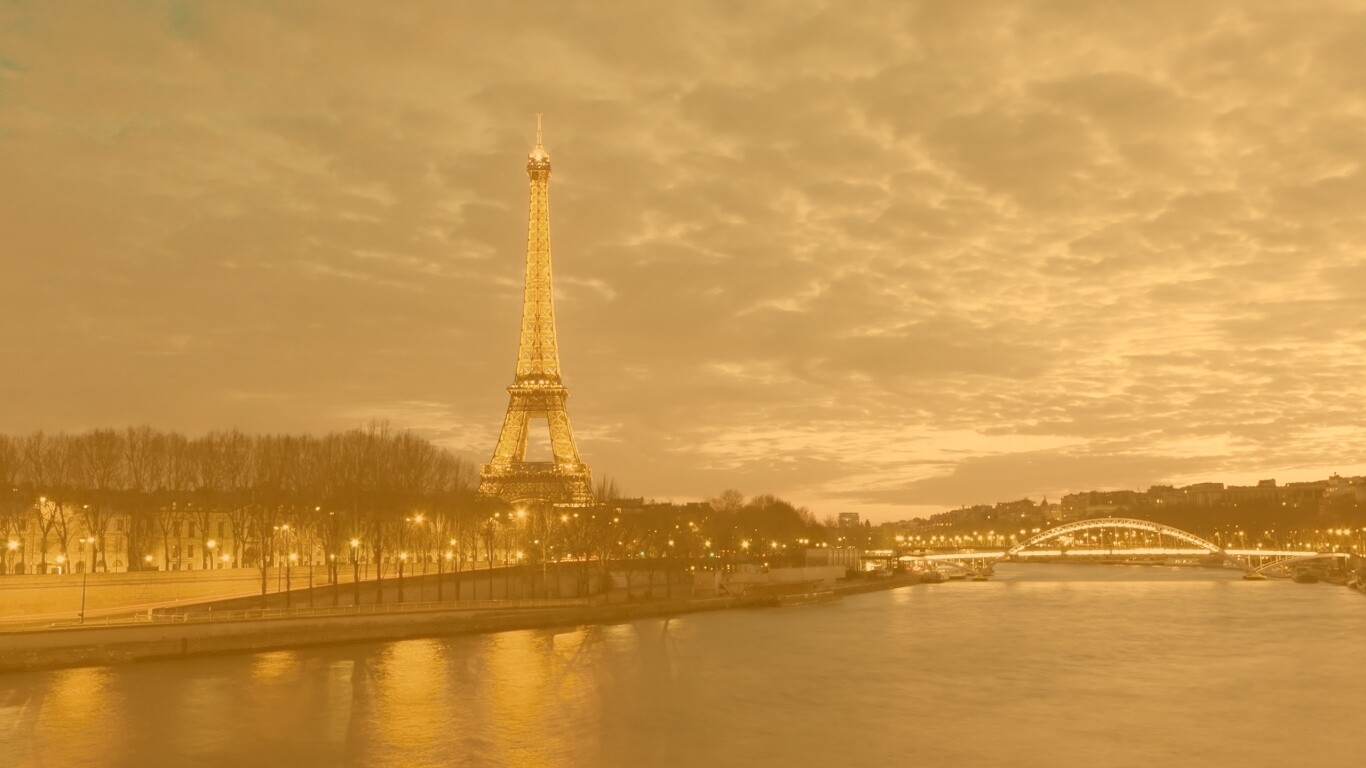 Эйфелева башня в Париже обои