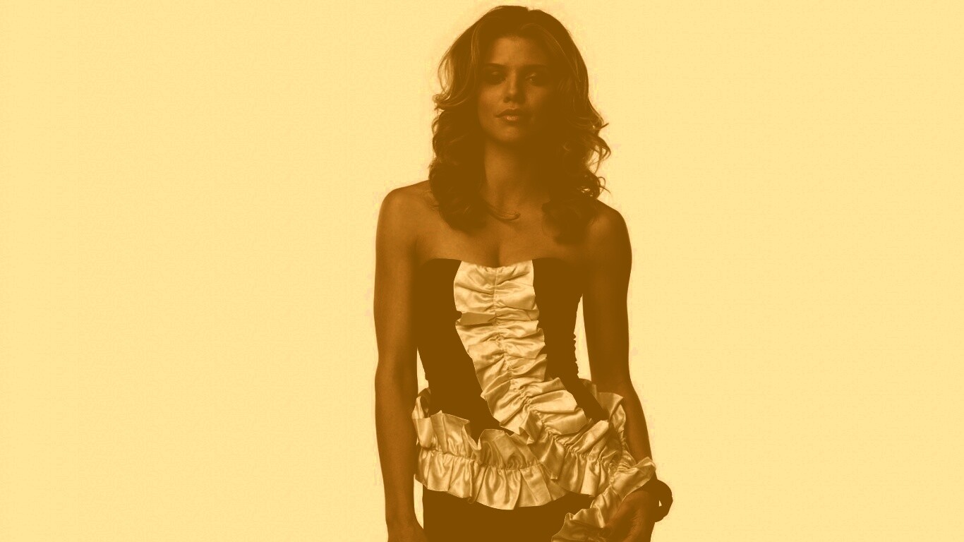 Анналин Маккорд обои