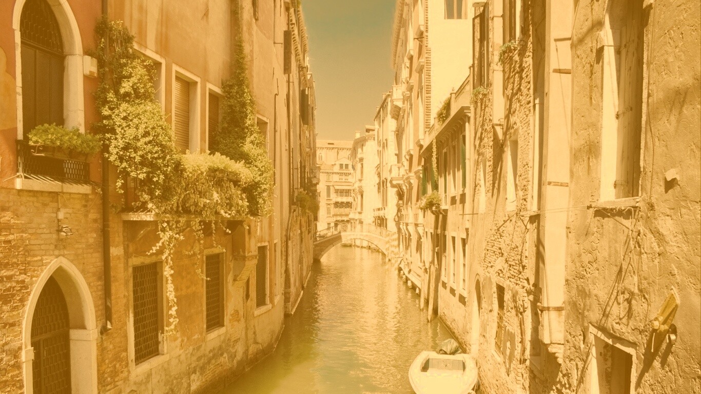 Венецианская улочка обои
