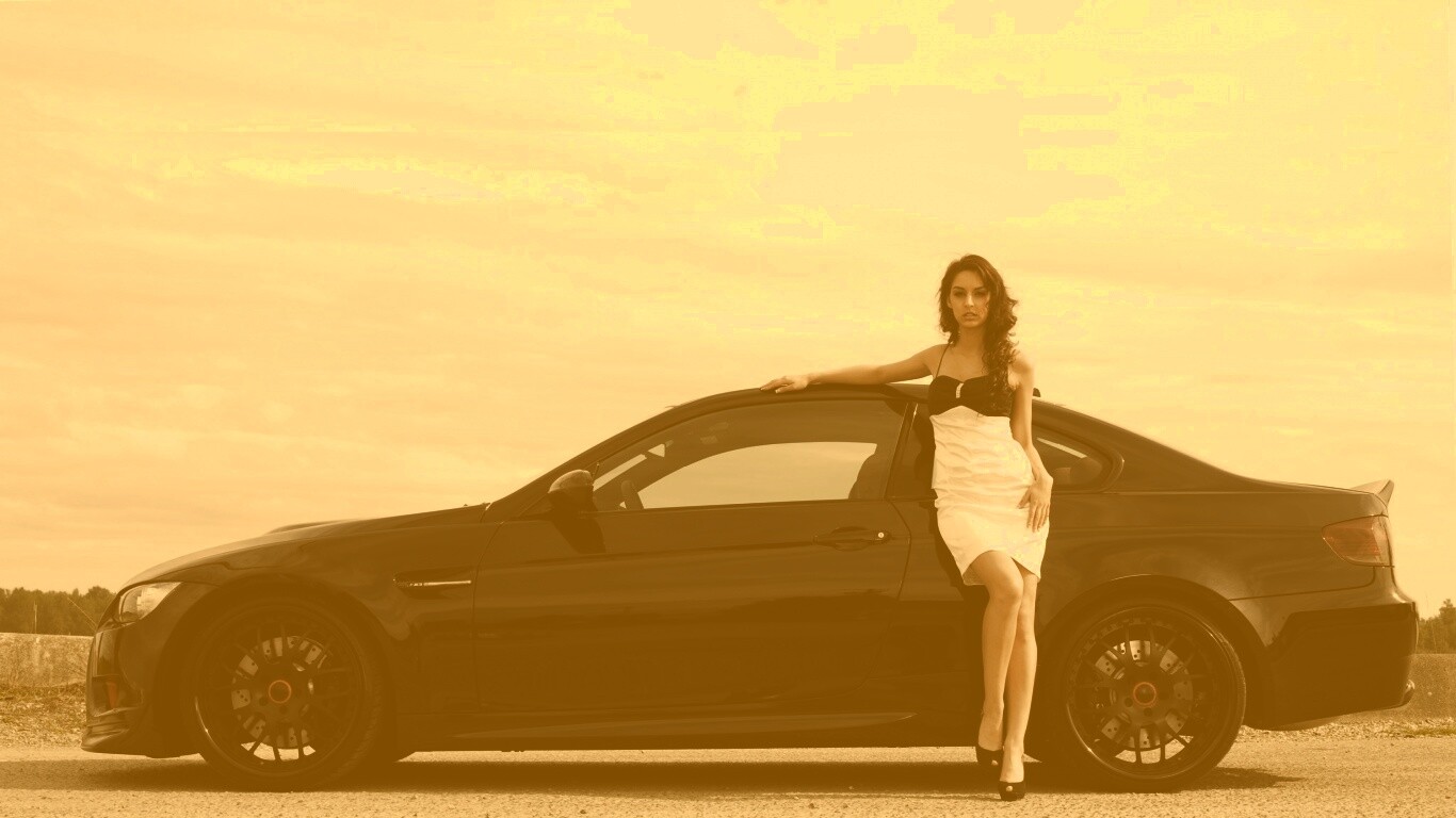 BMW и девушка обои